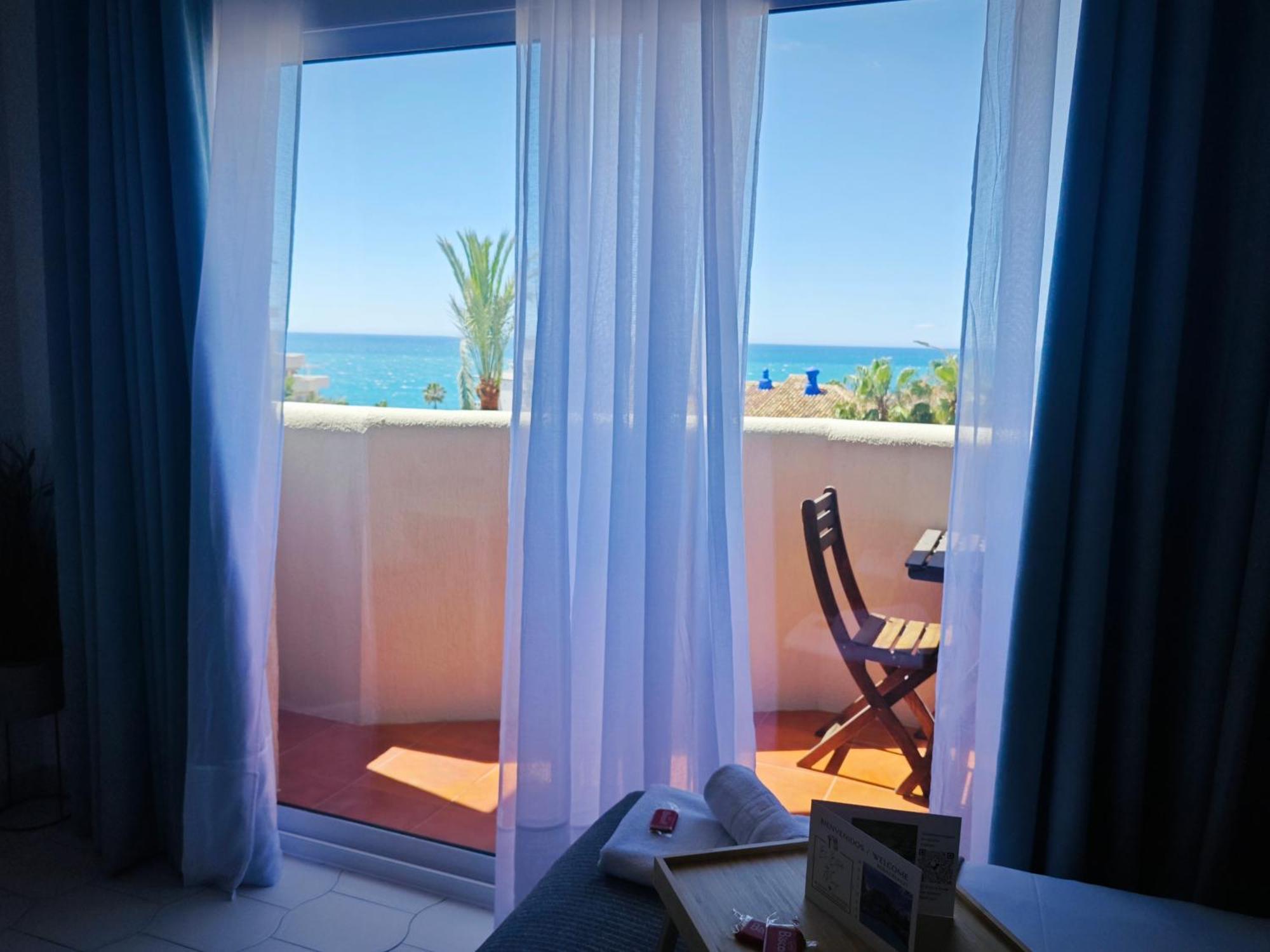 Apartment Benalbeach Casa Kito Costa 1ª Linea De Playa *