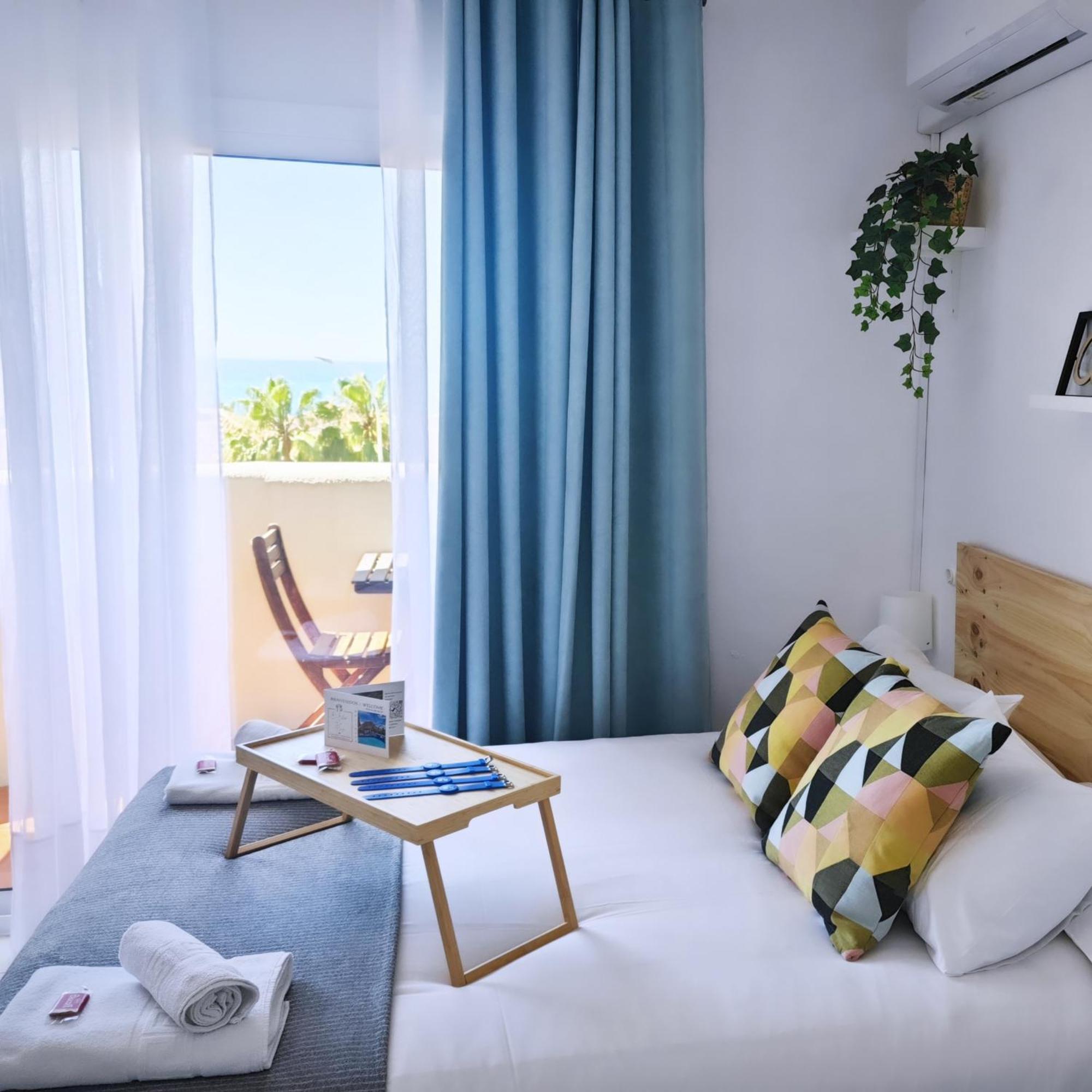 Apartment Benalbeach Casa Kito Costa 1ª Linea De Playa *